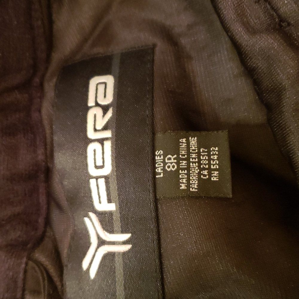Fera Women's Snowboarding Pant 8r EUC Black